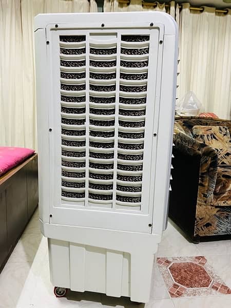Electro air cooler 220 waat  big size 10/10 condthion 4