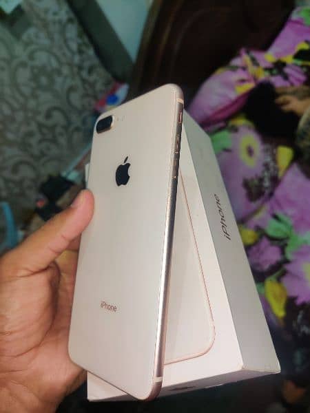 iPhone 8 plus with box 1