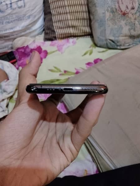 IPhone xs 64gb Non Approved FU 4