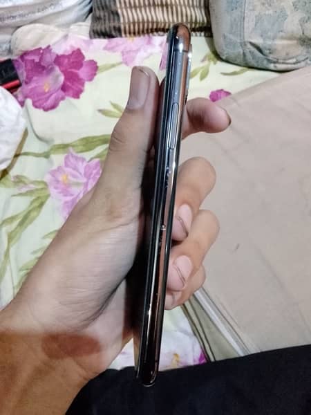 IPhone xs 64gb Non Approved FU 6