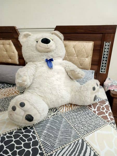 Big white Teddy bear 2