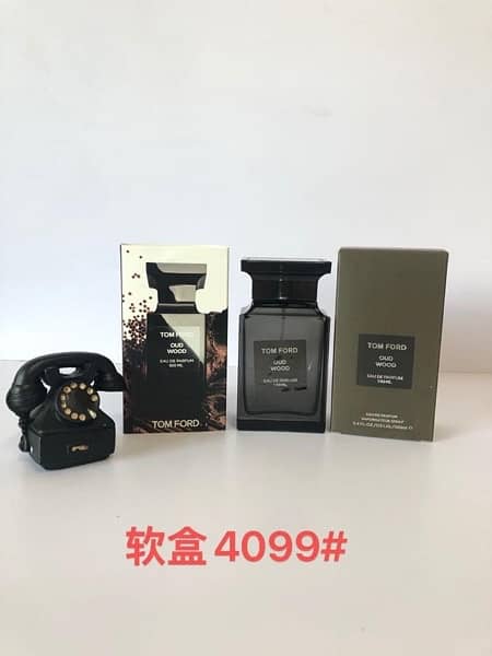 Perfume in wholesale Available 3