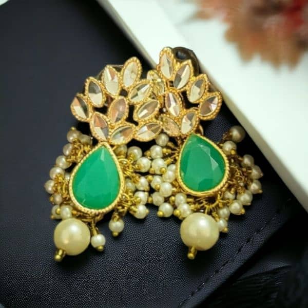 Beautiful kundan earings handmade jewellery 4