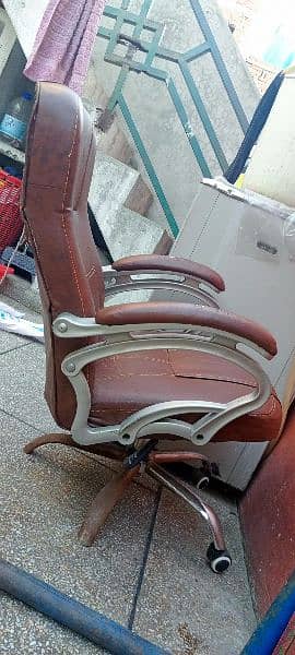 Computer Chair  low price  contact 03074678039 3