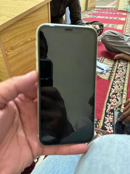 Iphone 11 128gb(Pta Approved) 2