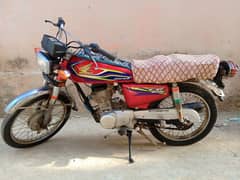 Honda125 mode1984 Lahore number ha urgent sell