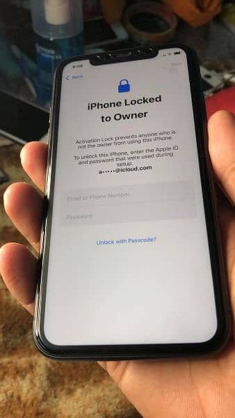 iPhone 11 iCloud lock 3