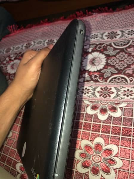 laptop 11 for sell 3