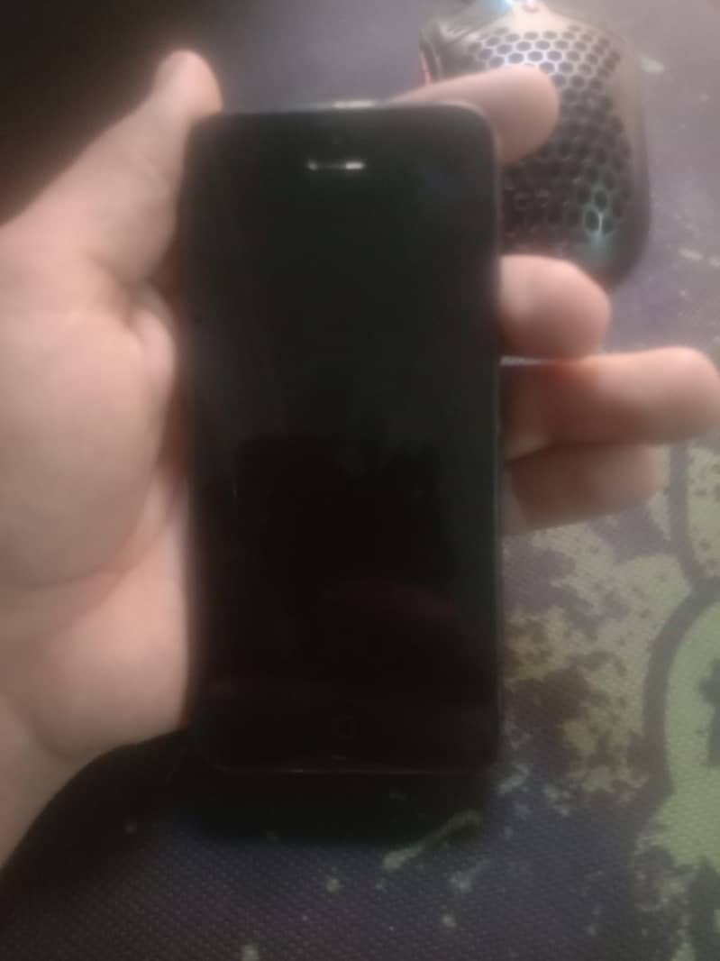 IPHONE 5 MODEL A1429 WITH PTA APPROVED 1