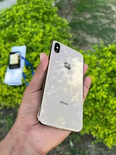 iPhone Xs Max 256GB DUAL SIM  PTA APPROVED GOLD COLOR