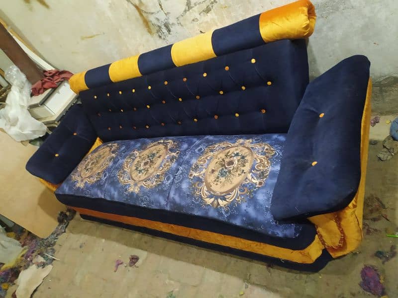 5 Seater Sofa Sets Available M. Ahmed Furnishers and Sofa House. Multan 1