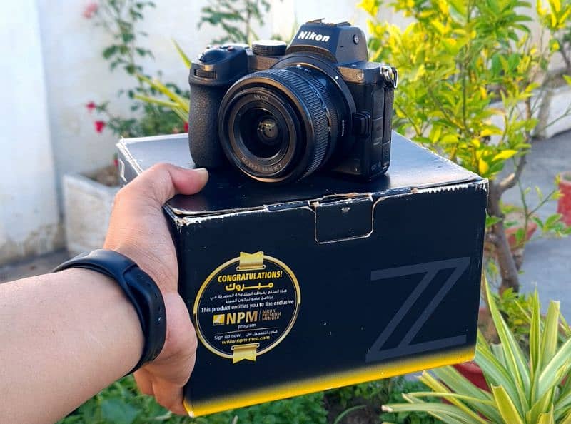 Nikon Z5 (Nikon 24-50mm) Complete Box 0