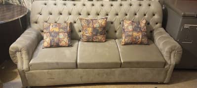 sofa set/ 5 seater sofa / elegant sofa with cushion/slightly used