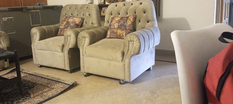 sofa set/ 5 seater sofa / elegant sofa with cushion/slightly used 2