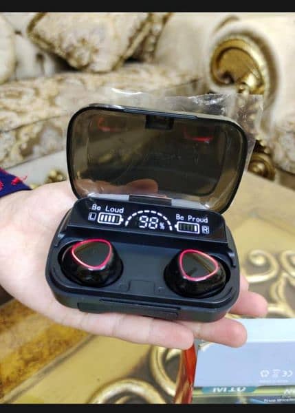 M10 Bluetooth earbuds available in maymar. 3500mah battery mobile chrg 1