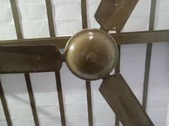old model ceiling fan (royal company)
