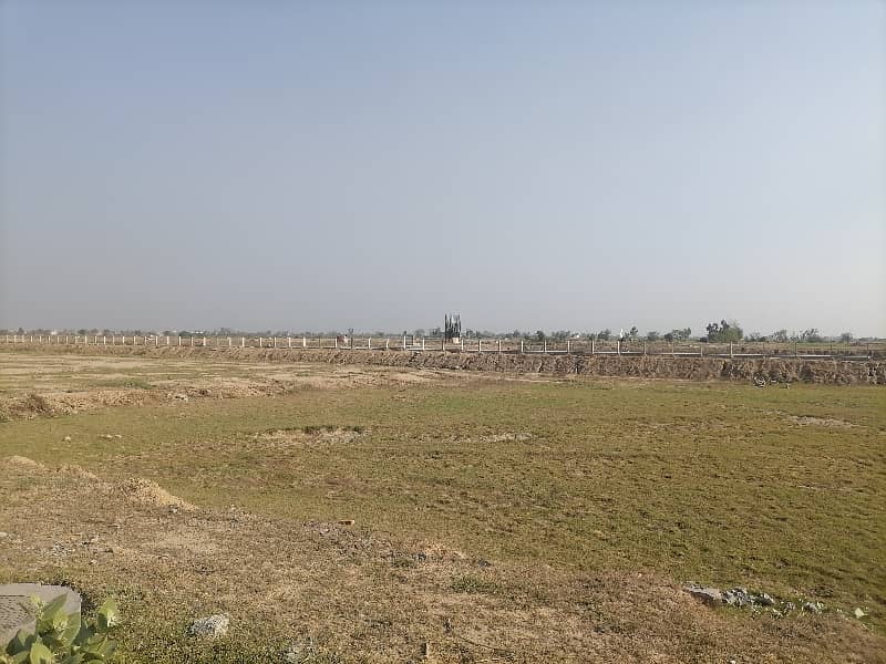 Own A Residential Plot In 10 Marla Lahore 3