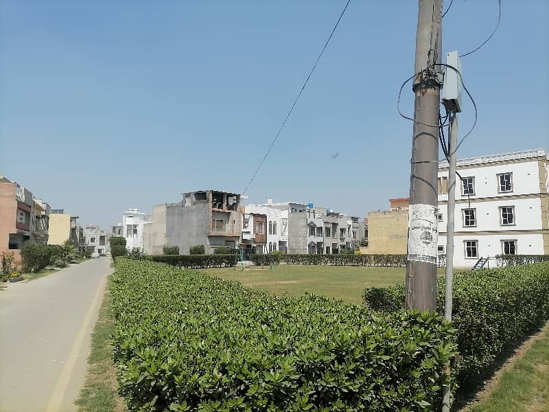 Buy your ideal 3 Marla Residential Plot in a prime location of Lahore 2