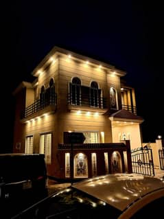 Officers colony no 2 madina town house 12 marla double story for rent