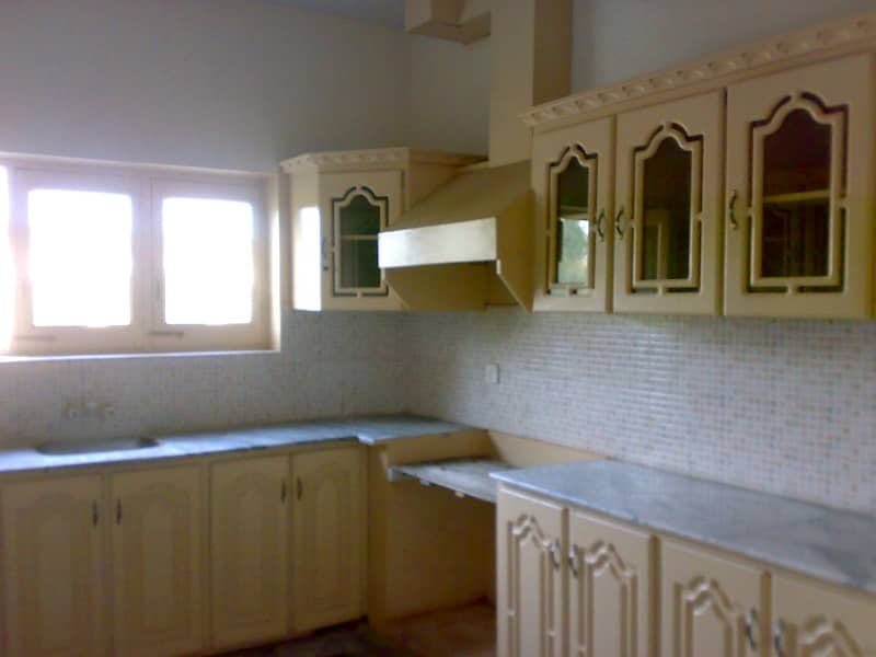 Madina town w block 5 marla double story house for rent 0