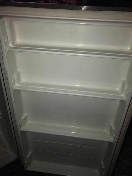 Haier refrigerator Large size 3
