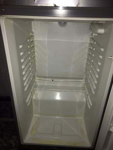 Haier refrigerator Large size 6