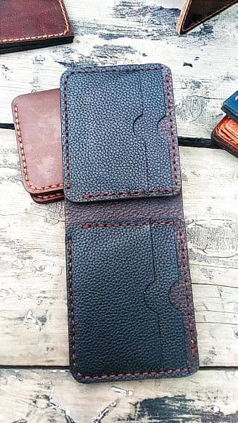 Hand-made leather wallets and goods 2