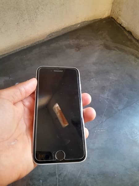 Phone SE 2020 2nd generation Jv lush condition for sale 2