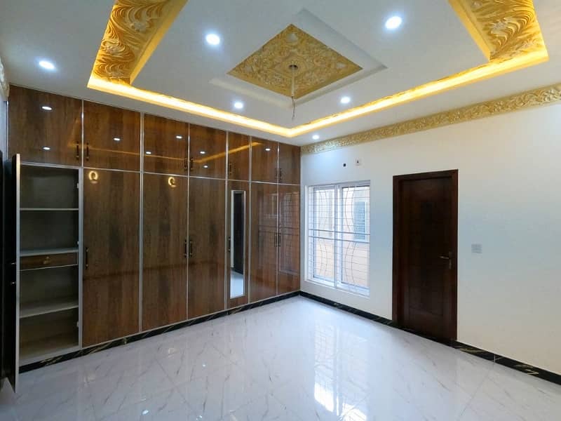 8 Marla House Up For Sale In Al Rehman Phase 2 Block B 25