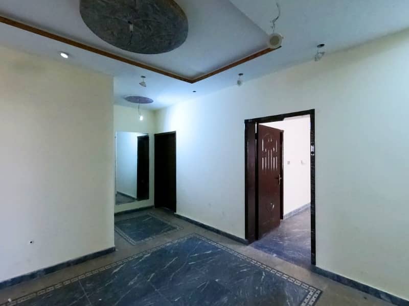 A House Of 10 Marla In Rs. 27000000 20