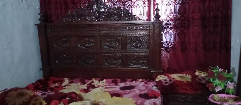 Full Sheesham wood 6ft bed,dressing table,2 side table full lakri he 0
