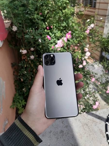 Iphone 11 Pro max Exchange non pta jv sim time available 3