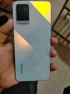 Vivo Y21 A.  used original Box Charge Original Available.