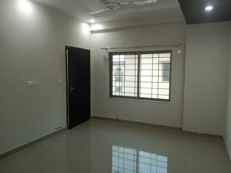 10 Marla Open View Apartment Available For Rent 8