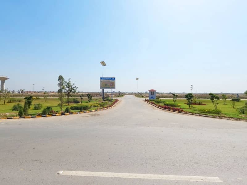 Buy A Centrally Located 5 Marla Residential Plot In LDA City Phase 1 2