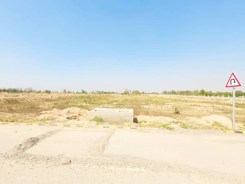 Buy A Centrally Located 5 Marla Residential Plot In LDA City Phase 1 22