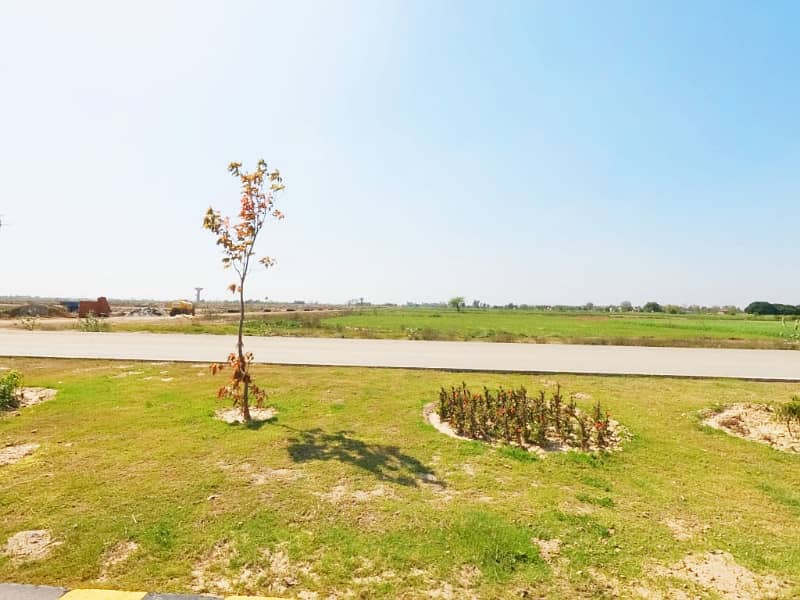 Buy A Centrally Located 5 Marla Residential Plot In LDA City Phase 1 33