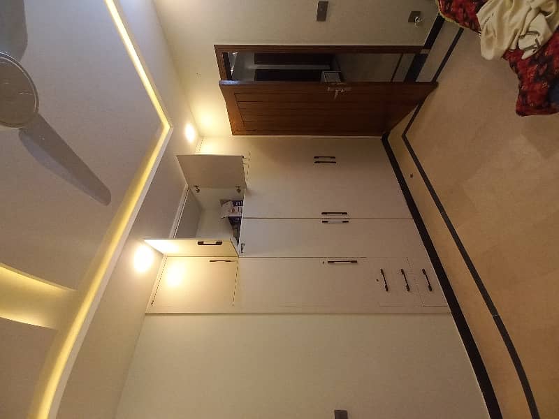 14 Marla Portion For Rent In Faisal Town - F-18 8
