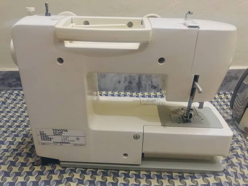 Toyota electric sewing machine | multiple  functions 10
