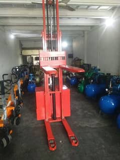 Stacker lifter/ Electric jack