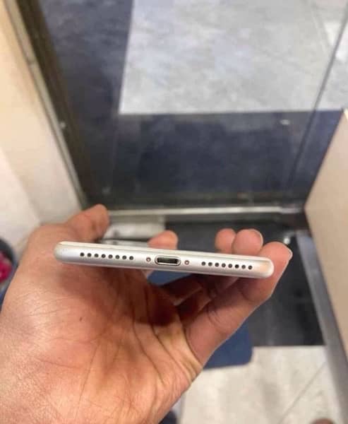 Iphone 7plus 128gb Pta Approved 4