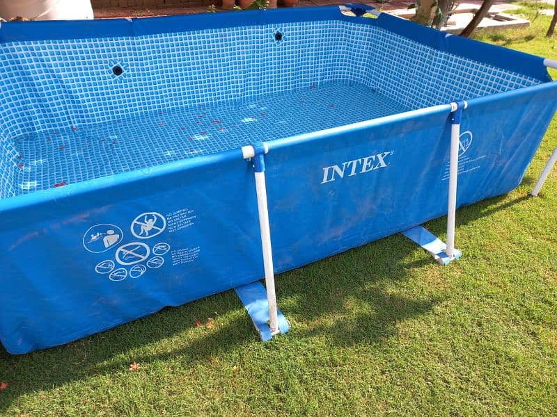 Intex swimming pool 1