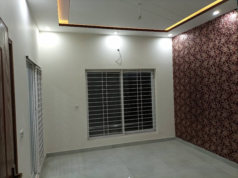5 MARLA BEAUTIFUL HOUSE FOR SALE IN PARAGON CITY 8