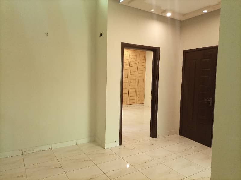 5 MARLA BEAUTIFUL HOUSE FOR SALE IN PARAGON CITY 9