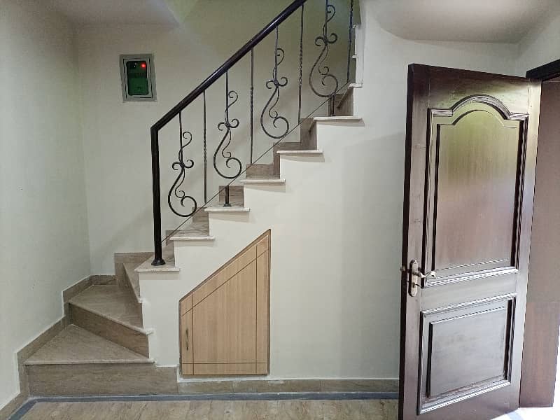 3.5 MARLA BEAUTIFUL HOUSE WITH GAS FOR SALE IN PARAGON CITY LAHORE 15