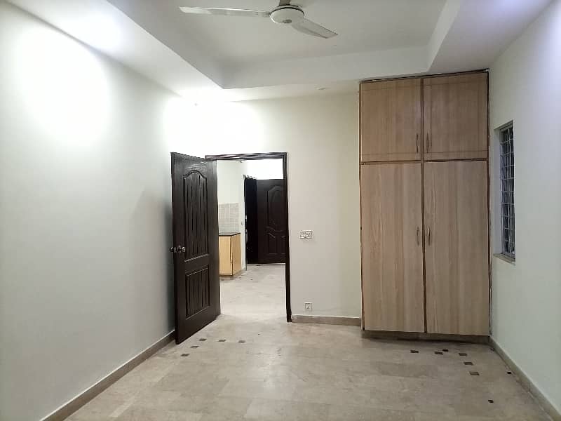 3.5 MARLA BEAUTIFUL HOUSE WITH GAS FOR SALE IN PARAGON CITY 19