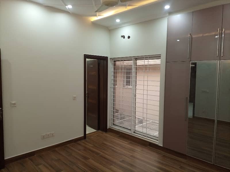 5 MARLA BEAUTIFUL HOUSE FOR RENT IN PARAGON CITY 20