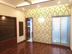 5 MARLA BEAUTIFUL HOUSE FOR RENT IN PARAGON CITY 0