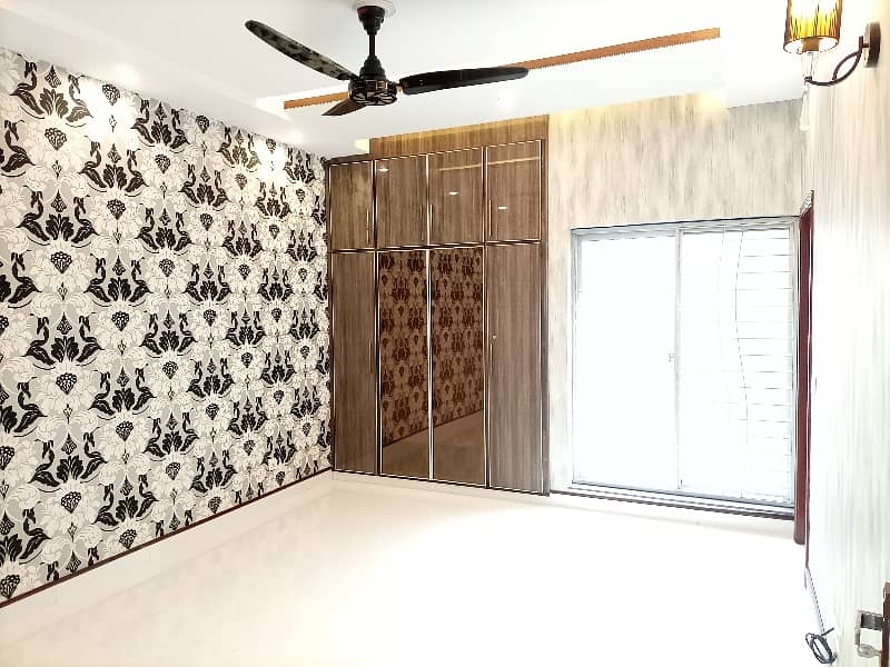 5 MARLA BEAUTIFUL HOUSE FOR RENT IN PARAGON CITY 22