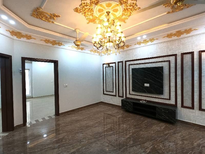 8 Marla Stunning Spanish Villa Available for Sale in BAHRIA TOWN LAHORE 5